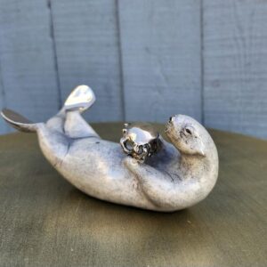 "Sea Otter w/ Crab" 6"W (See video) Free USA Shipping!